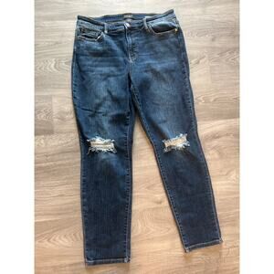Judy Blue size 15 / 32 slim fit jeans